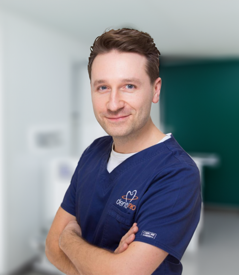 Dr Adam Bielawski